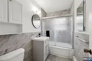 35 Edgewater, Edgewater, NJ 07020 - Photo 13