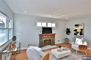 39 Grant Pl, Irvington, NJ 07111 - Photo 3