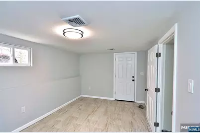 39 Grant Place, Irvington, NJ 07111 - Photo 29