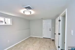 39 Grant Pl, Irvington, NJ 07111 - Photo 29