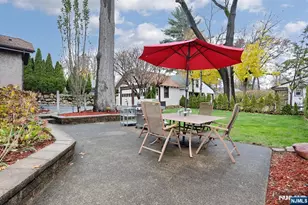 42 Glen Ave, Midland Park, NJ 07432 - Photo 27