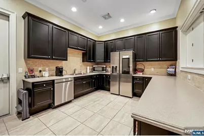 205 Four Seasons Lane, Woodcliff Lake, NJ 07677 - Photo 37