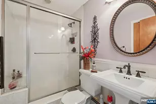 4 Brookview Dr, Woodland Park, NJ 07424 - Photo 23