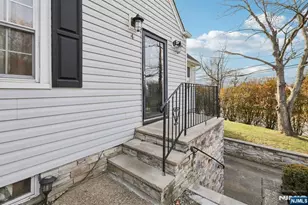 4 Brookview Dr, Woodland Park, NJ 07424 - Photo 5