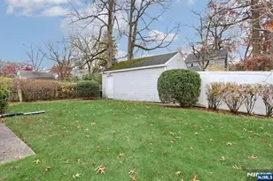 135 Linden Ave, Dumont, NJ 07628 - Photo 35