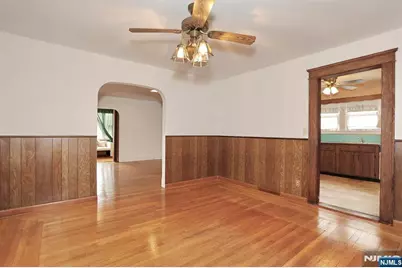 135 Linden Avenue, Dumont, NJ 07628 - Photo 13