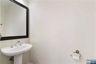 20 Grove St, Boonton Town, NJ 07005 - Photo 35