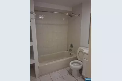 1005 Harvard Place, Fort Lee, NJ 07024 - Photo 13