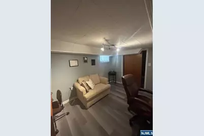 55 Hamilton Road, Teaneck Township, NJ 07666 - Photo 21