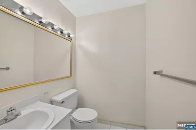 7002 Jfk Blvd E 42B #42B, Guttenberg, NJ 07093 - Photo 11