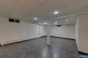 29 Winifred Dr, Totowa, NJ 07512 - Photo 29