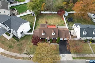 29 Winifred Dr, Totowa, NJ 07512 - Photo 5