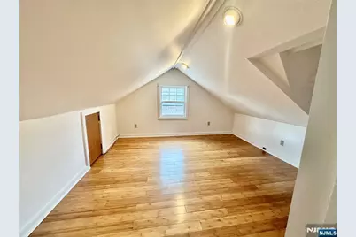 995 Grace Terrace, Teaneck Township, NJ 07666 - Photo 11