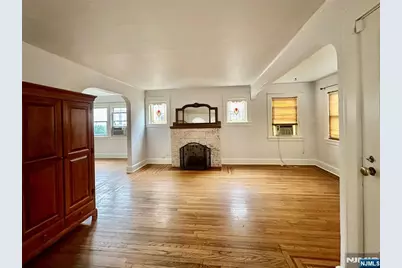 995 Grace Terrace, Teaneck Township, NJ 07666 - Photo 3