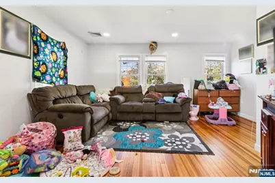 456 Morse Avenue, Ridgefield, NJ 07657 - Photo 3