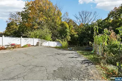 456 Morse Avenue, Ridgefield, NJ 07657 - Photo 35