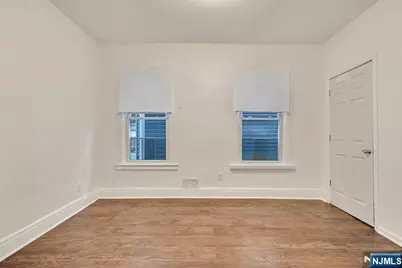 110 17th Street, East Orange, NJ 07017 - Photo 7