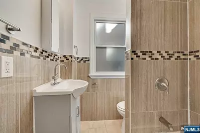 110 17th Street, East Orange, NJ 07017 - Photo 17