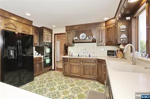 26 Glenwood Rd, Tenafly, NJ 07670 - Photo 13