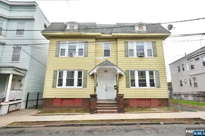 388-392 Chadwick Avenue, Newark, NJ 07112 - Photo 1