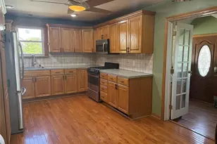 134 Oakwood Dr, Wayne, NJ 07470 - Photo 9