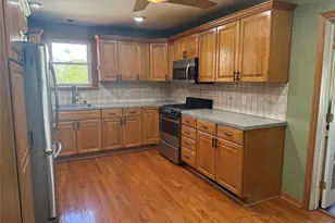 134 Oakwood Dr, Wayne, NJ 07470 - Photo 7