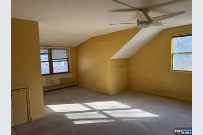 134 Oakwood Drive, Wayne, NJ 07470 - Photo 17