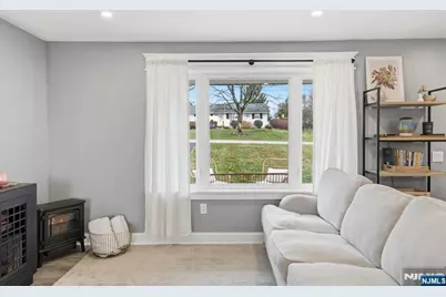 102 Sunnyview Avenue, Hackettstown, NJ 07840 - Photo 13
