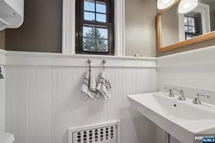 54 Joyce Rd, Tenafly, NJ 07670 - Photo 17