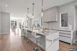 2449 Camner St, Fort Lee, NJ 07024 - Photo 17