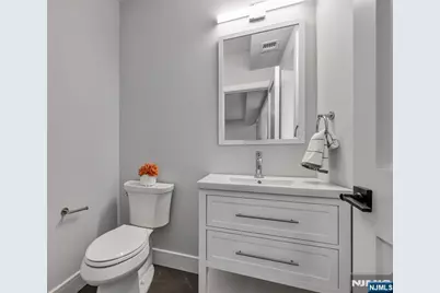 2449 Camner Street, Fort Lee, NJ 07024 - Photo 39