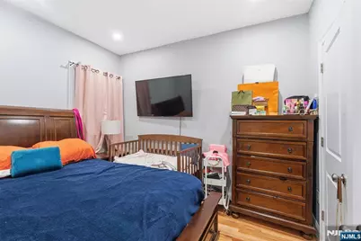 137A Dekalb Avenue, Jersey City, NJ 07306 - Photo 21