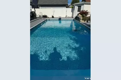 3-04 Bergen Avenue, Fair Lawn, NJ 07410 - Photo 23