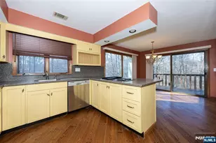 17 Village Way 7, Vernon, NJ 07462 - Photo 21