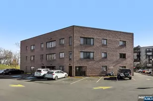 279 Clark Street A7, Hackensack, NJ 07601 - Photo 31