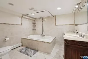 822 Pompton Ave, Cedar Grove, NJ 07009 - Photo 23
