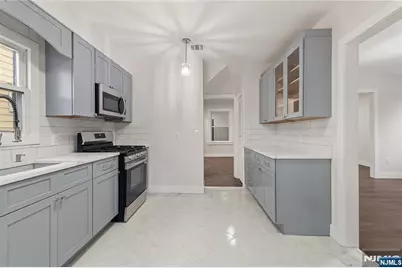 1012 Coolidge Avenue, Union Township, NJ 07083 - Photo 5