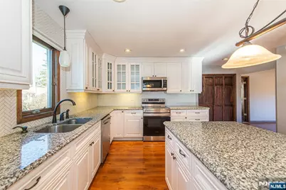 8 Tyler Place, West Milford, NJ 07421 - Photo 9