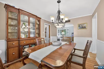 370 Goffle Road, Hawthorne, NJ 07506 - Photo 15