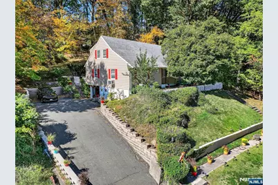 370 Goffle Road, Hawthorne, NJ 07506 - Photo 29