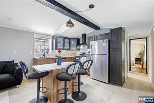 191 W 24th, Bayonne, NJ 07002 - Photo 7