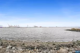 191 W 24th, Bayonne, NJ 07002 - Photo 27