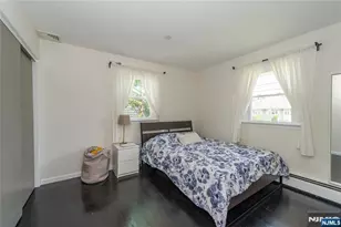 527 Lyster Ave, Saddle Brook Township, NJ 07663 - Photo 15