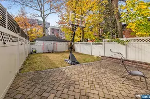 807 Edgewood Ln B, Fort Lee, NJ 07024 - Photo 33