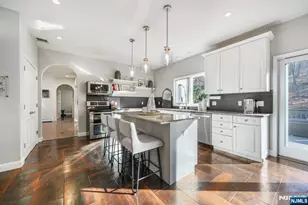 45 Alize Dr, Kinnelon, NJ 07405 - Photo 13