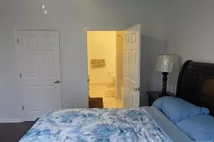 132 Cory Ln 132, Elmwood Park, NJ 07407 - Photo 9