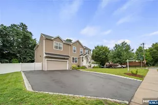 322 E Midland Ave, Paramus, NJ 07652 - Photo 35