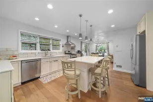 322 E Midland Ave, Paramus, NJ 07652 - Photo 11