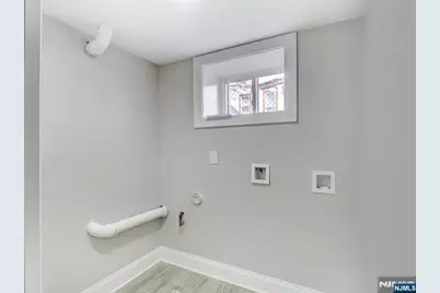 495 Clinton Street, East Orange, NJ 07018 - Photo 13