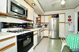 72 Ontario St, Dumont, NJ 07628 - Photo 11